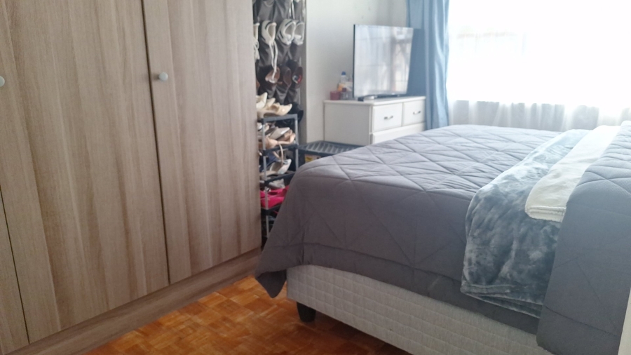 5 Bedroom Property for Sale in Retreat Western Cape